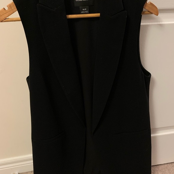 Club Monaco black vest - Picture 2 of 3
